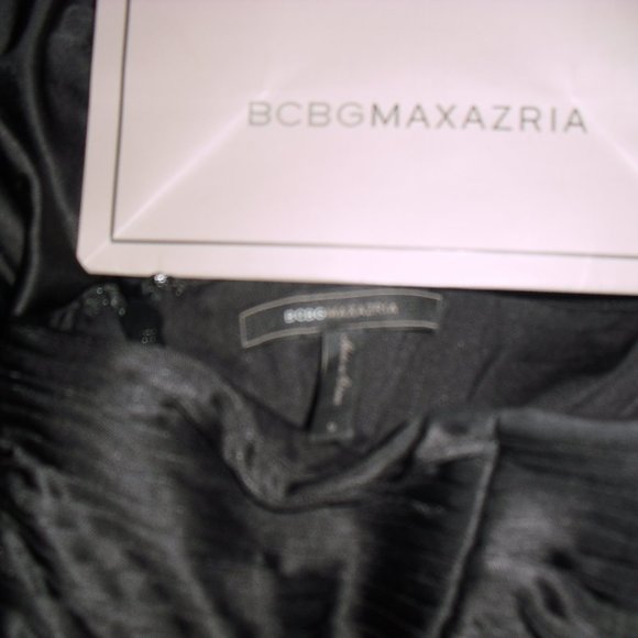 BCBG,black,ruched,off shoulder,ruffled srap,large bow,draped tulip skirt,UNIQUE - Picture 3 of 8